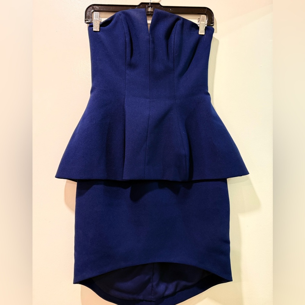 Elegant Blue Strapless Dress